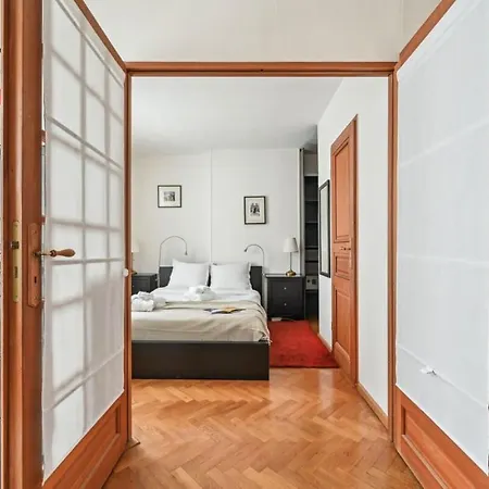 Апартаменты 1br Des Invalides Cozy Париж