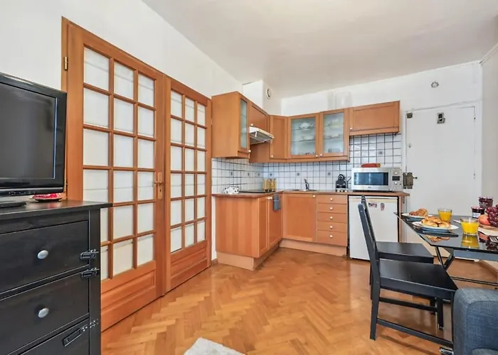 1br Des Invalides Cozy アパート パリ