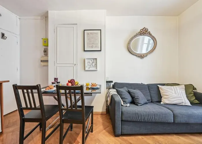 1br Des Invalides Cozy * パリ